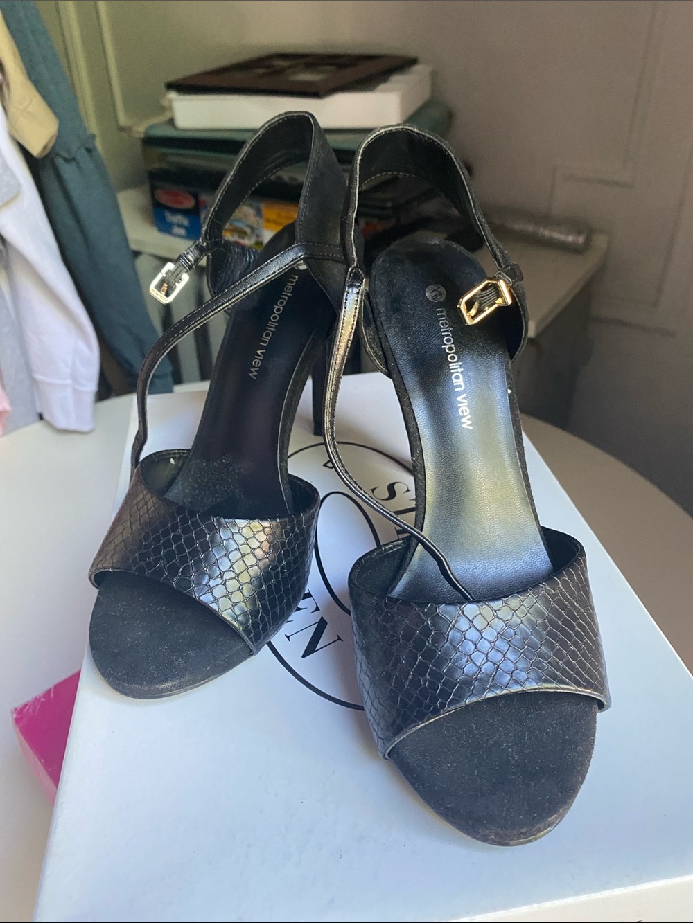 Metropolitan View Black Snake-Texture Slingback Heels